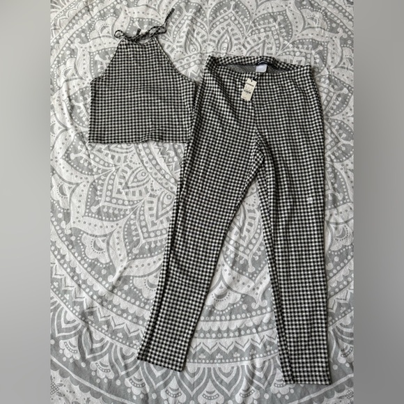 Gingham leggings and halter set - Picture 1 of 4